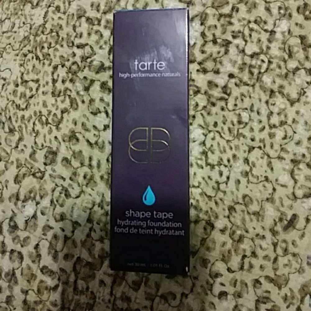 Shape tape foundation:Medium Honey